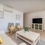 Casa Da By Algest شقة ألفور